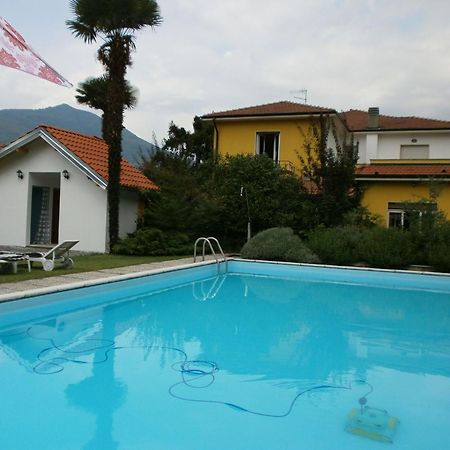 Albergo Paradiso Maccagno エクステリア 写真