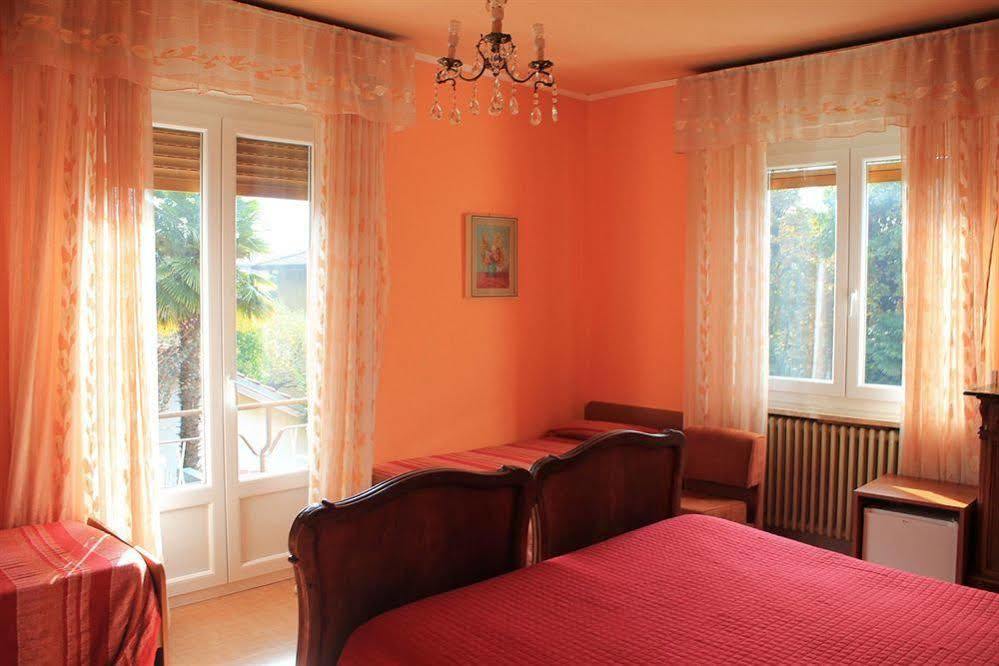 Albergo Paradiso Maccagno エクステリア 写真